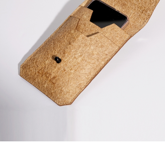 Zanj Cellphone Purse with Thin Tana Strap Cream - Picture 6 of 6